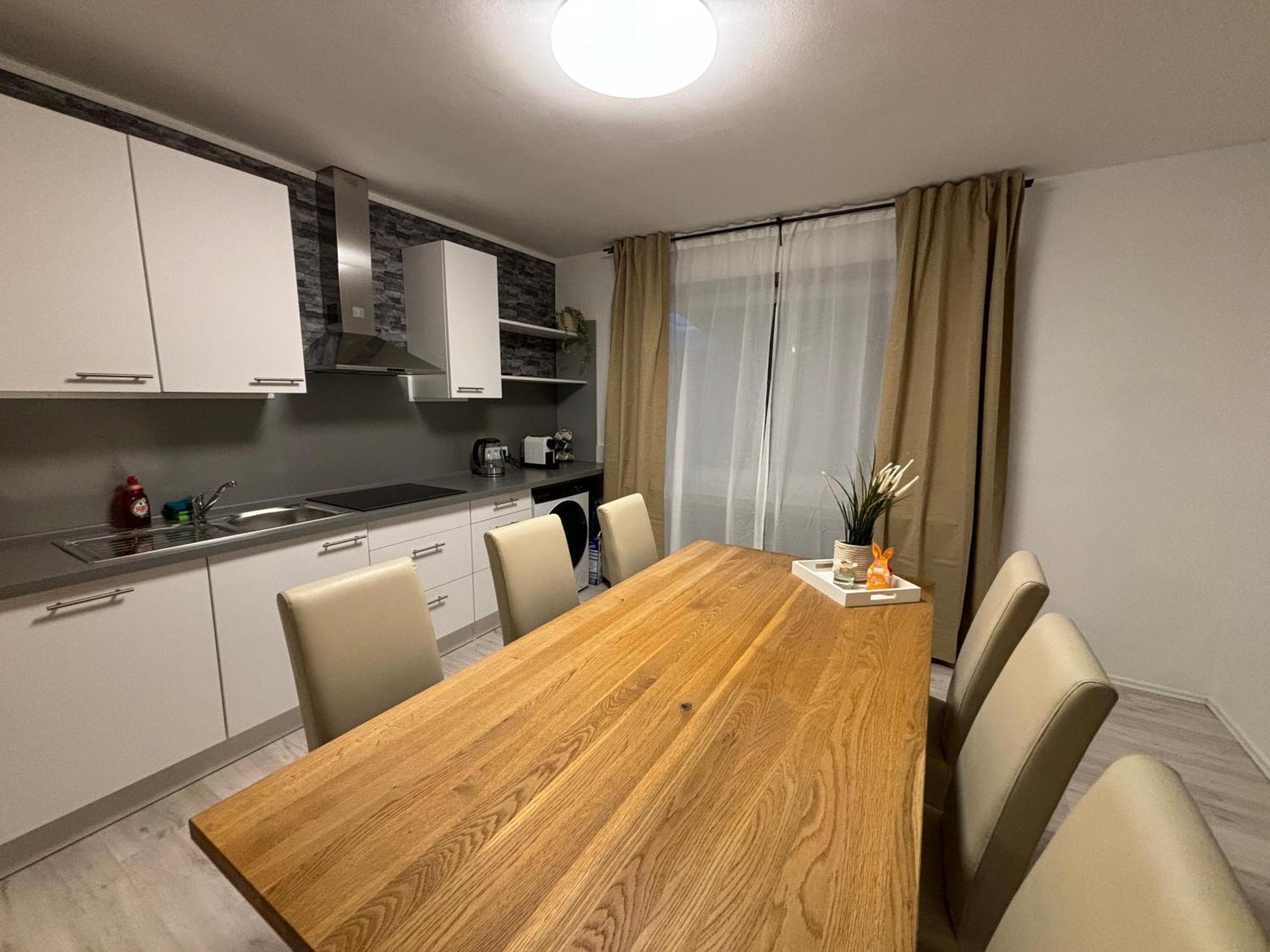 140Qm - 4 Zimmer- Parkplatz - Autobahn - Blauer See - Mallibase Apartments Garbsen Exterior foto